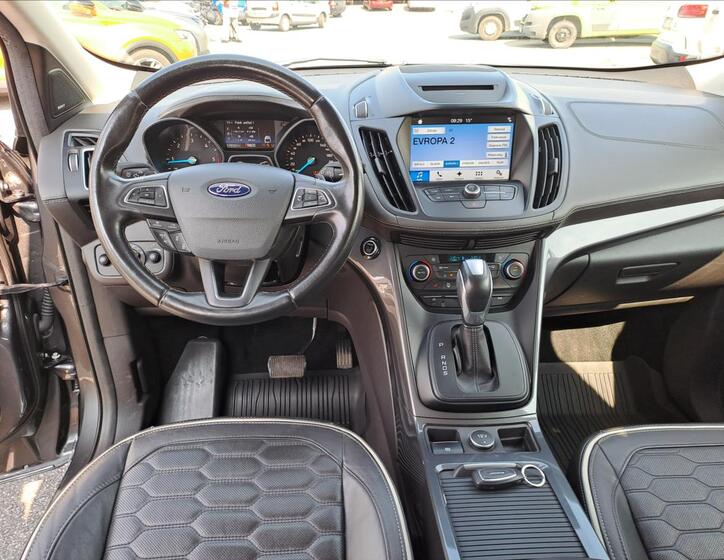 Ford Kuga 10