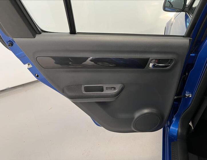Suzuki Swift 22