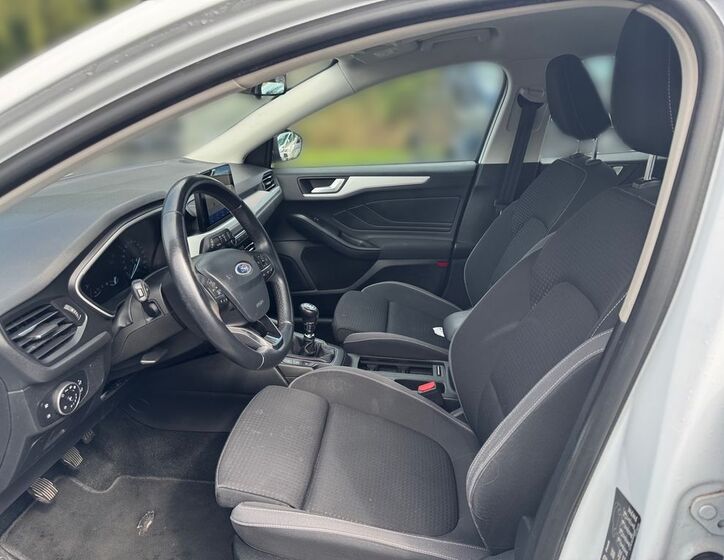 Ford Focus 8