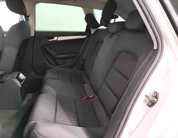 Audi A4 10