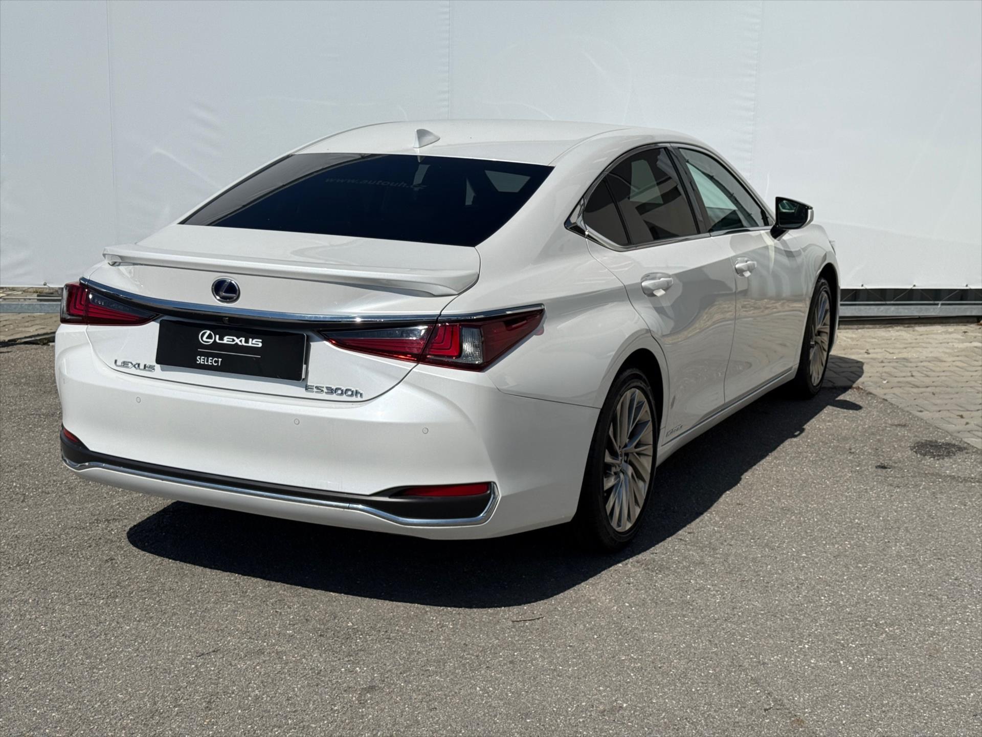 Lexus ES 300h