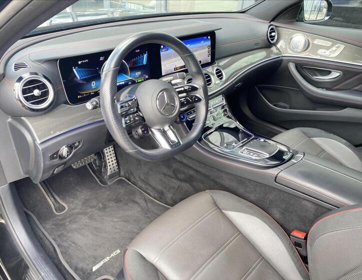 Mercedes-Benz Třídy E 9