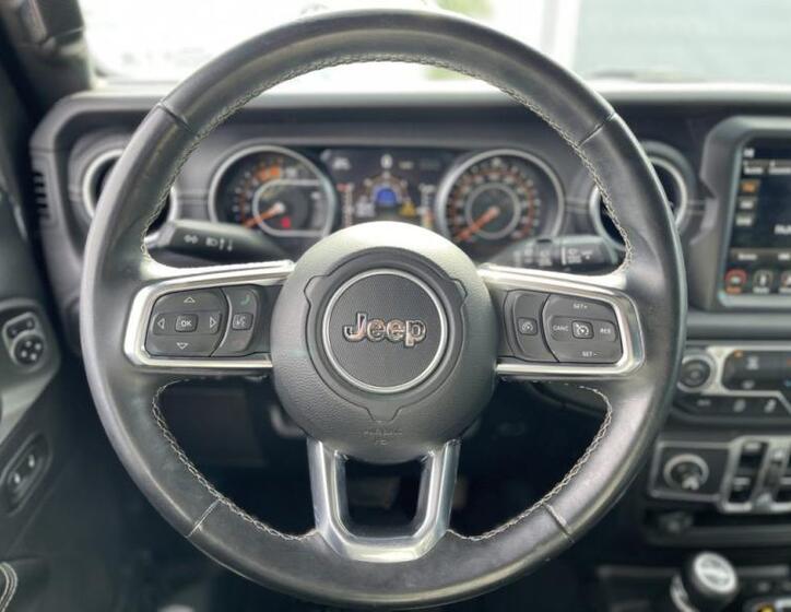 Jeep Wrangler 35
