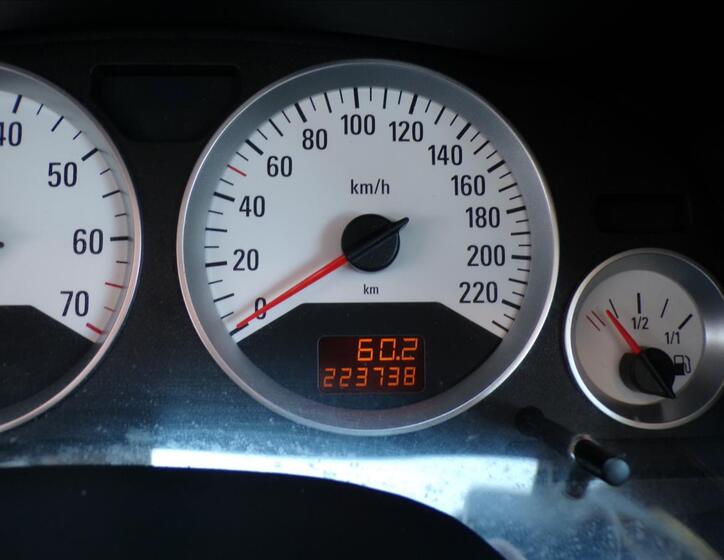 Opel Astra 8