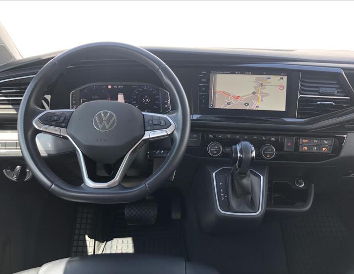 Volkswagen Multivan 16
