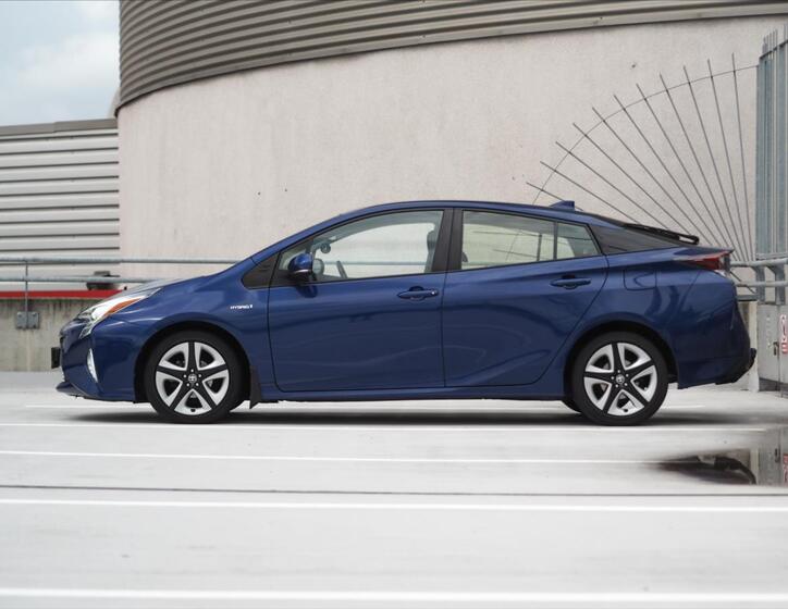 Toyota Prius 3