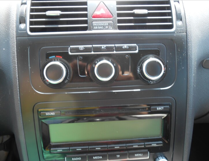 Volkswagen Touran 25