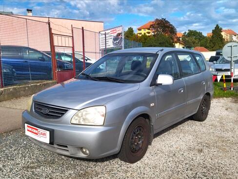KIA Carens