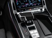 Audi Q8 18