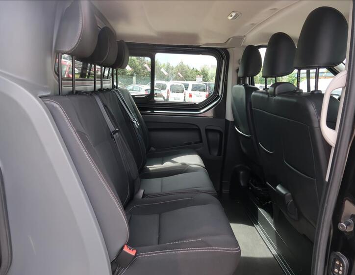 Renault Trafic 18