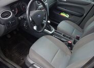 Ford Focus 10