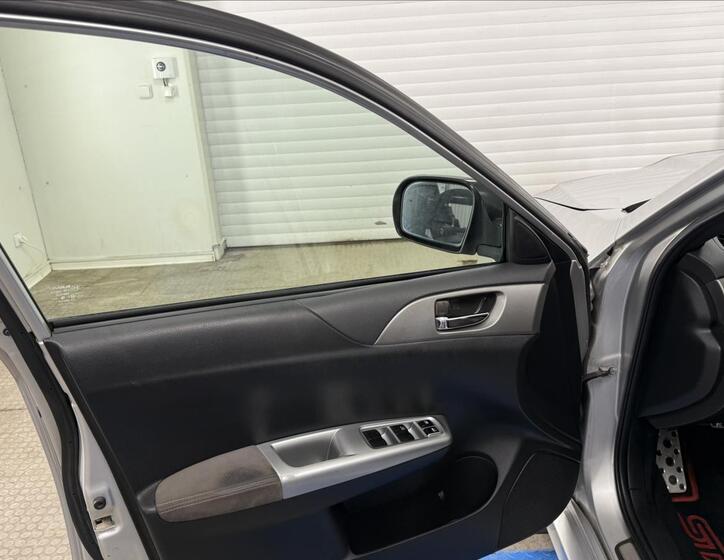 Subaru Impreza 22