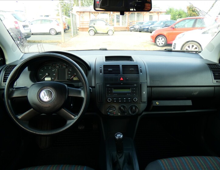 Volkswagen Polo 12