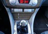 Ford Focus 10