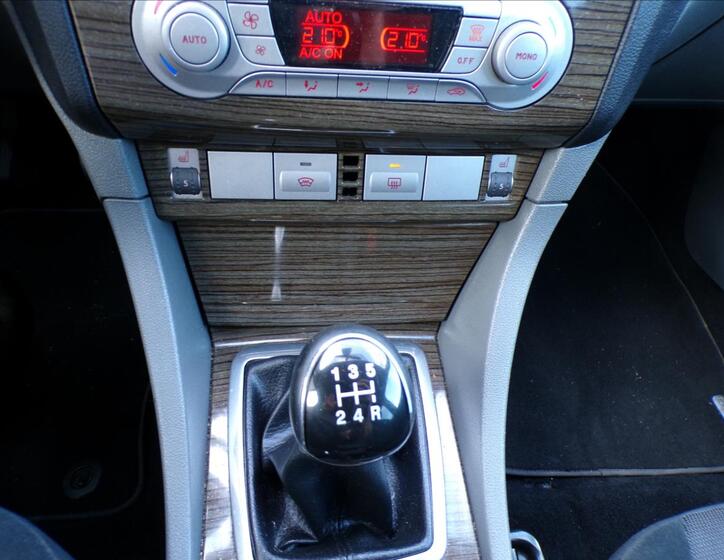 Ford Focus 10