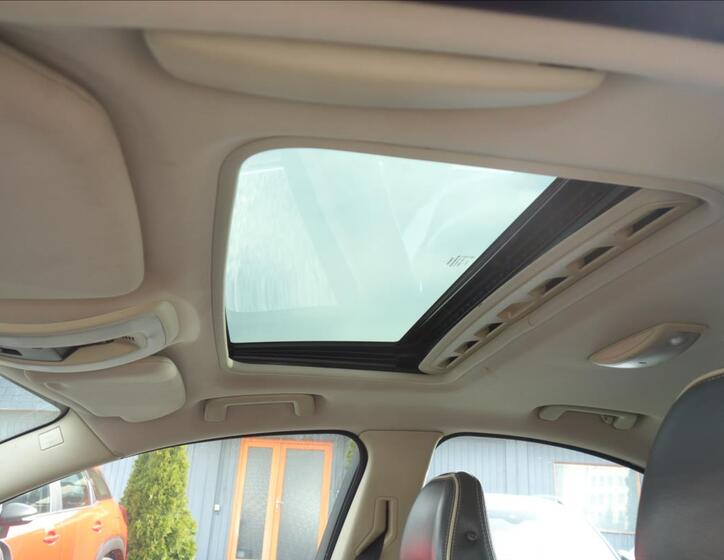 Volvo S80 36