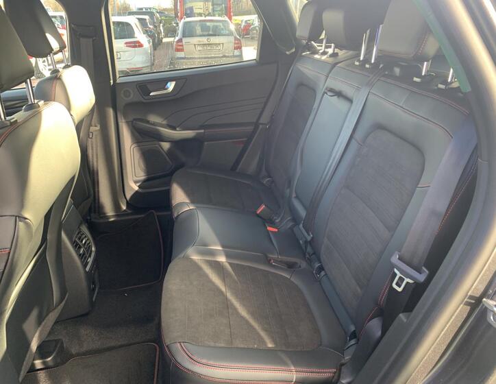 Ford Kuga 7