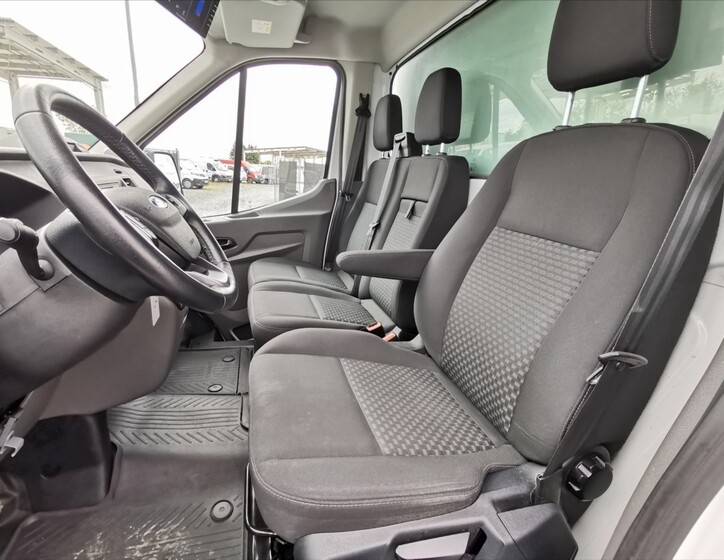 Ford Transit 5