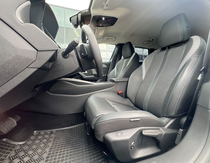 Peugeot 308 7