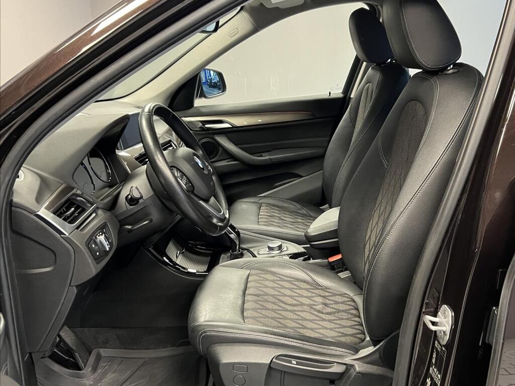 BMW X1 6