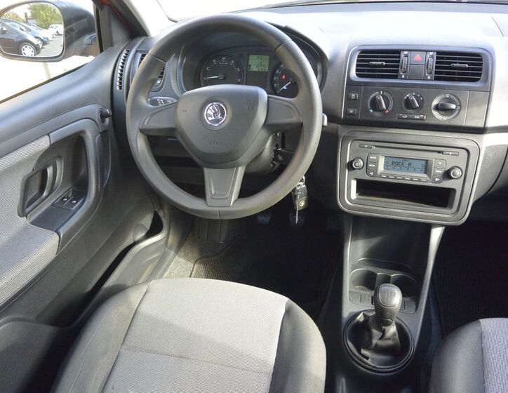 Škoda Fabia 12