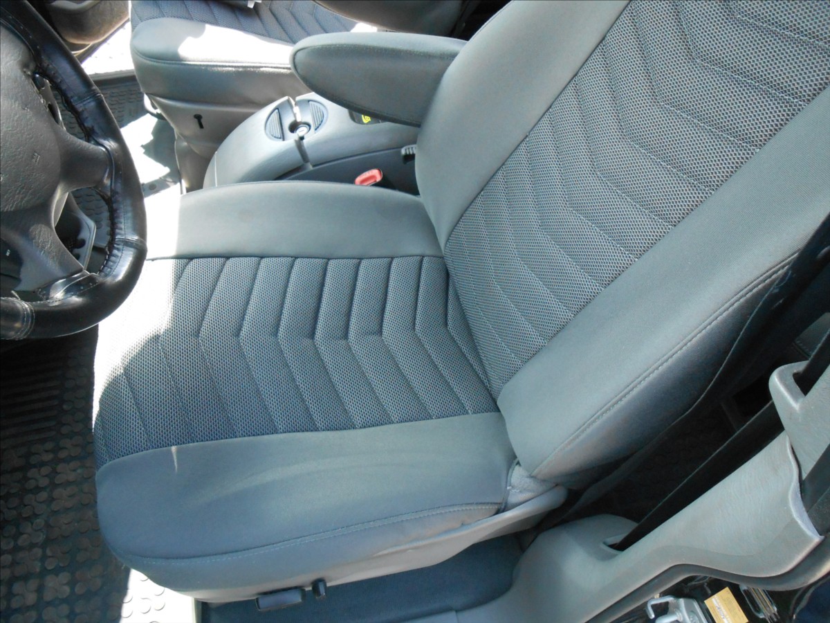 Chrysler Voyager