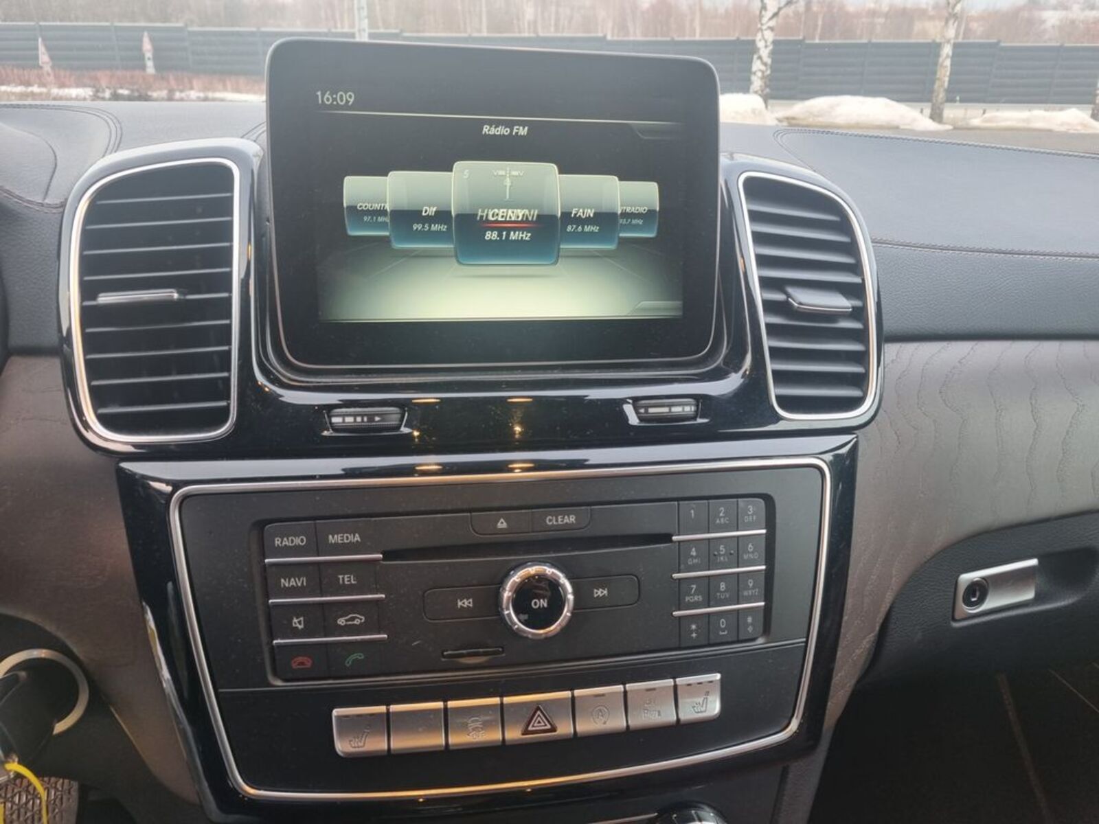 Mercedes-Benz GLE 14