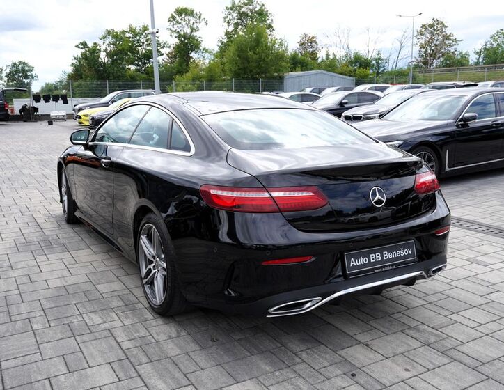 Mercedes-Benz Třídy E 4