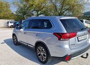 Mitsubishi Outlander 6