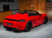 Porsche 718 39