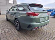 KIA Ceed 4