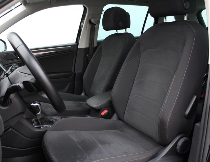 Volkswagen Tiguan 10