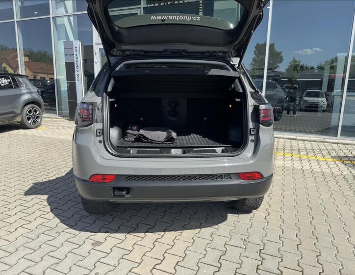 Jeep Compass 6