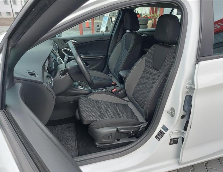 Opel Astra 11