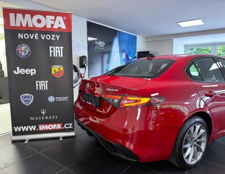 Alfa Romeo Giulia 5