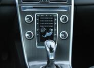Volvo XC60 25
