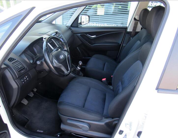 Hyundai ix20 18