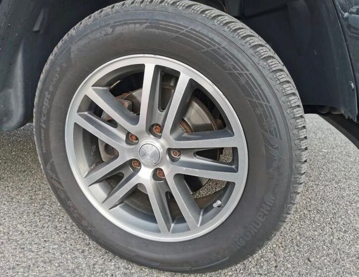 Jeep Grand Cherokee 12