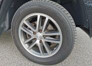 Jeep Grand Cherokee 12