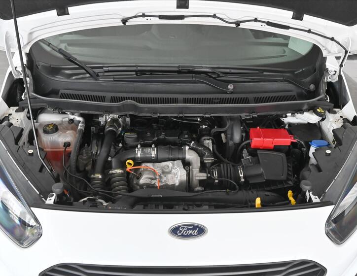 Ford Tourneo Courier 5