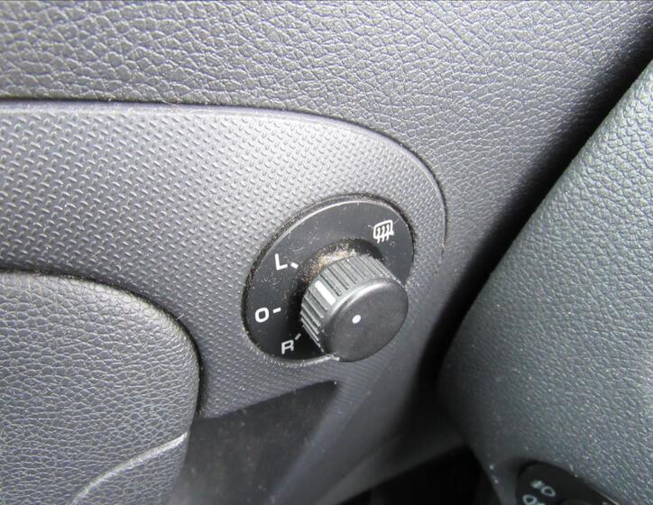Škoda Roomster 22