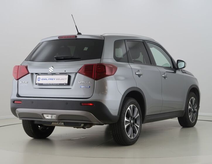 Suzuki Vitara 5