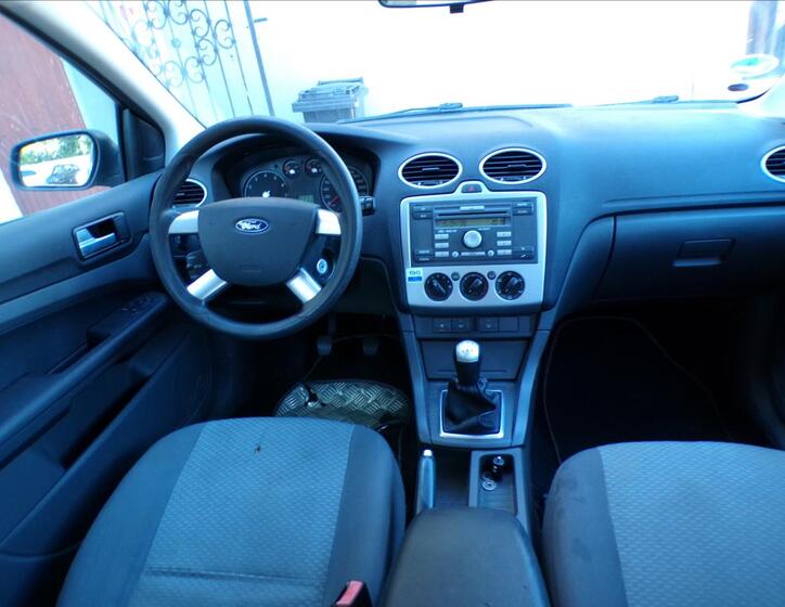 Ford Focus 13