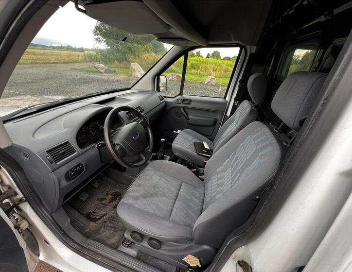 Ford Transit Connect 23