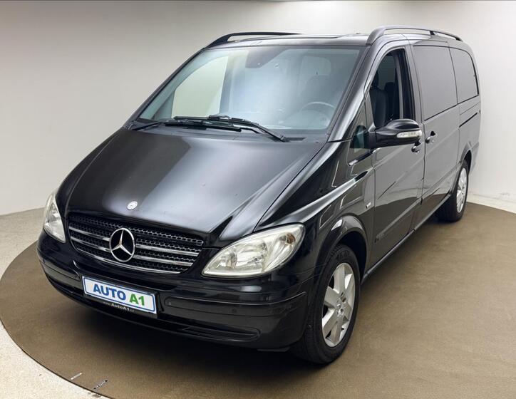 Mercedes-Benz Viano 1