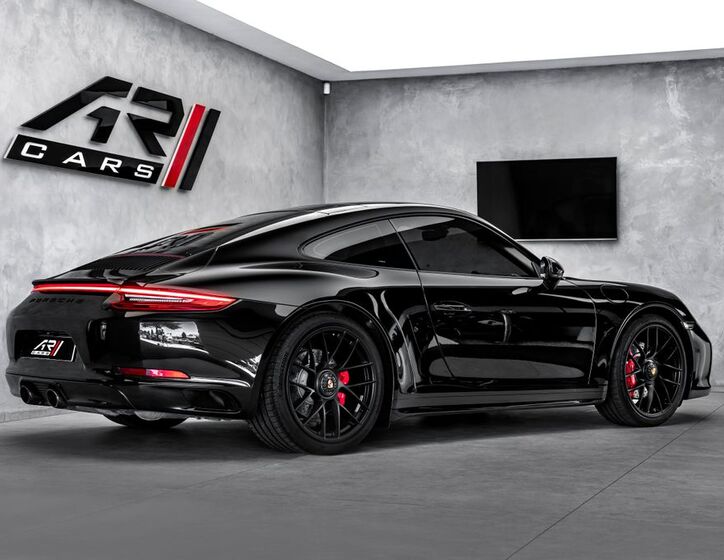 Porsche 911 5