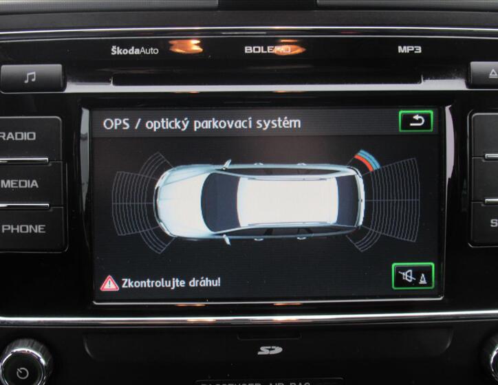 Škoda Superb 12