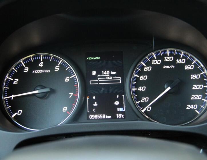 Mitsubishi Outlander 38