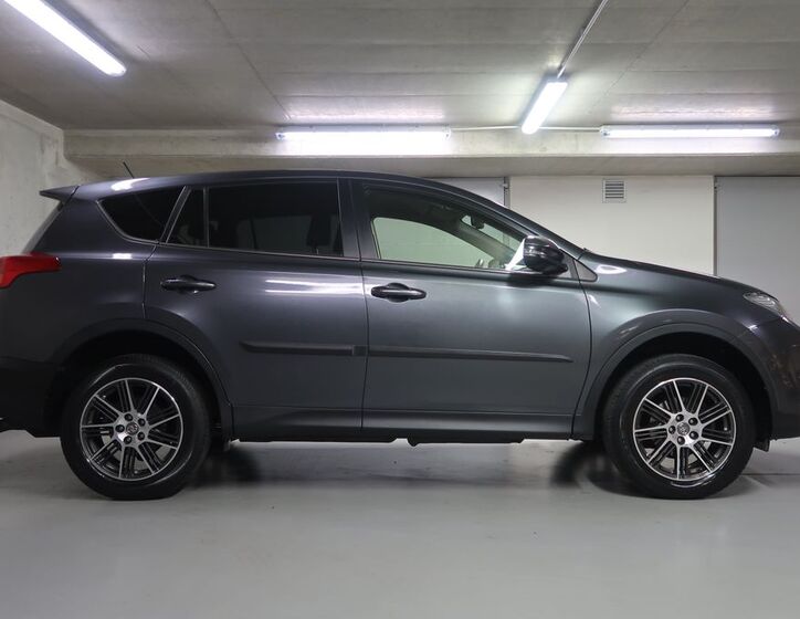 Toyota RAV4 4