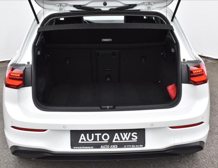 Volkswagen Golf 12